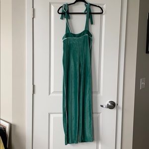 velvet jumpsuit with tie sleeves